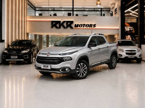 FIAT TORO 2.0 16V TURBO DIESEL VOLCANO 4WD AT9 FIAT TORO 2.0 16V TURBO DIESEL VOLCANO 4WD AT9